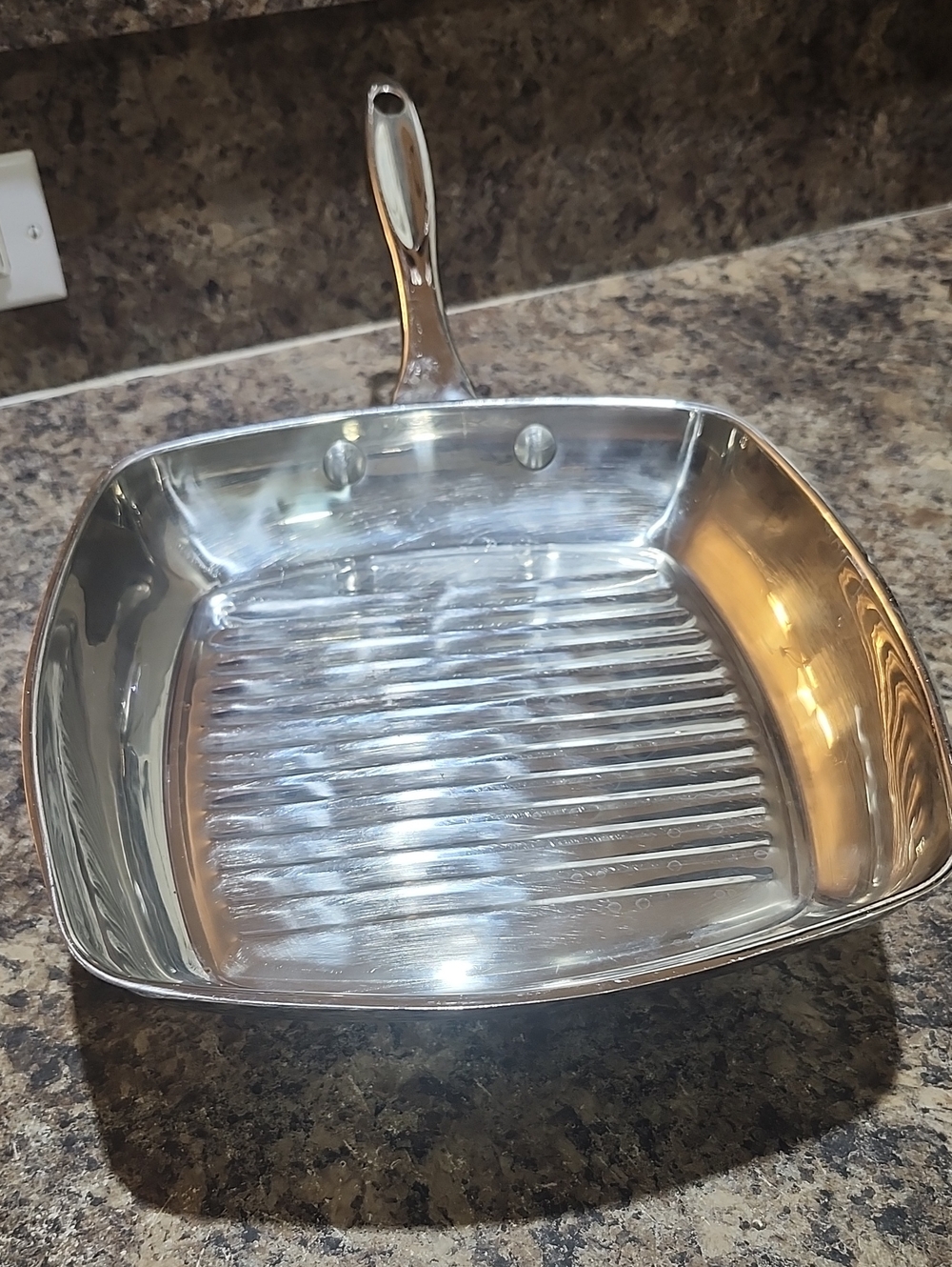 Wolfgang Puck Elite Grill Pan